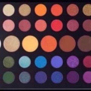 Meet your Posher, Annabella